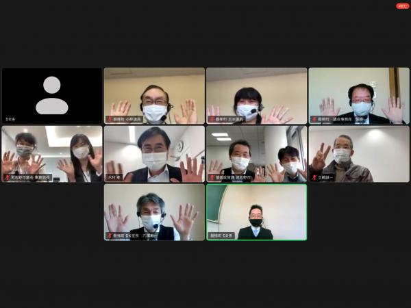 視察の様子