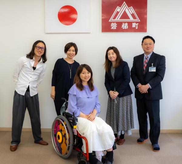 審議会後の記念撮影