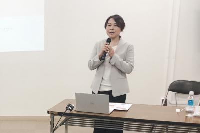 講師の鈴木 奈保子 氏