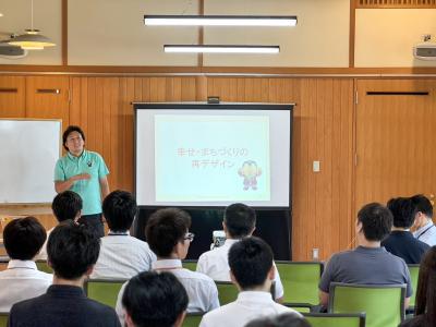 視察の様子05