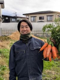 長尾康大