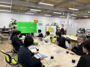 新富町での様子